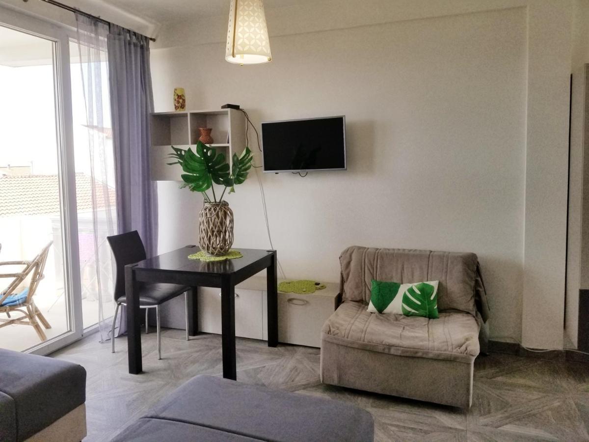 Aparthotel Monterria Bar Dış mekan fotoğraf