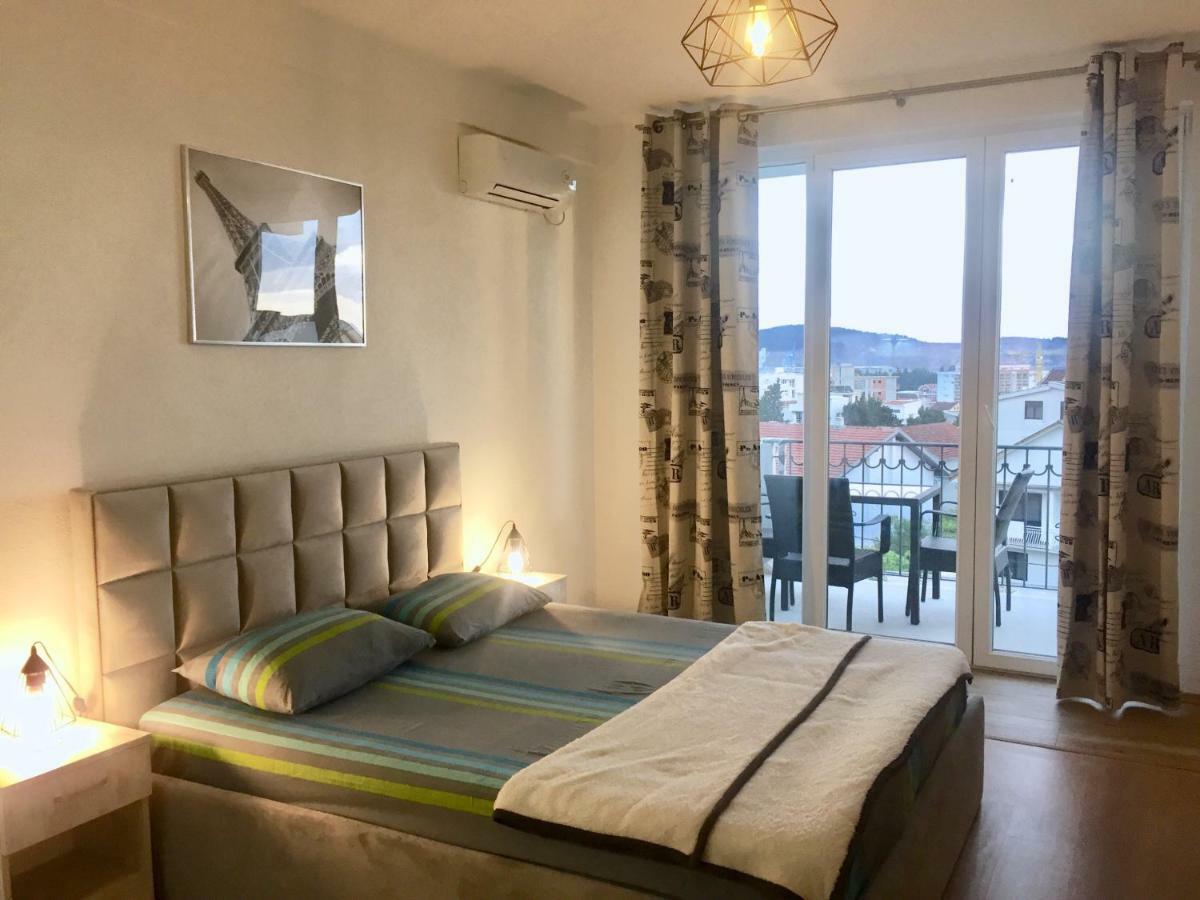 Aparthotel Monterria Bar Dış mekan fotoğraf